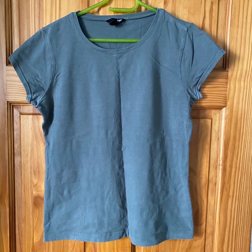 H&M Olive Green Short Sleeve Tee